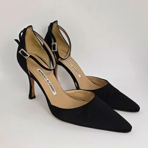 MANOLO BLAHNIK Satin D'Orsay Pumps IT36/US6